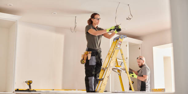 Best Licensed Electrician  in Chadwicks, NY